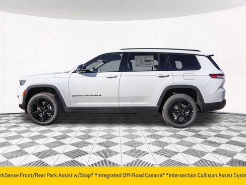 New 2025 Jeep Grand Cherokee L Limited image 10