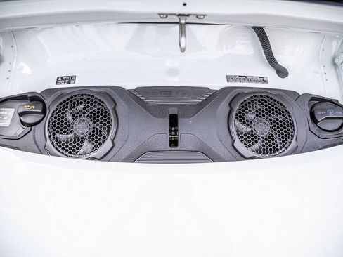 Certified 2025 Porsche 911 Carrera GTS RWD image 23