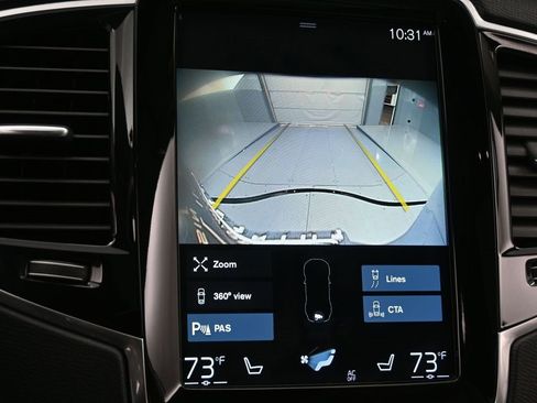 Used 2021 Volvo XC90 T6 Momentum w/ Advanced Package image 10