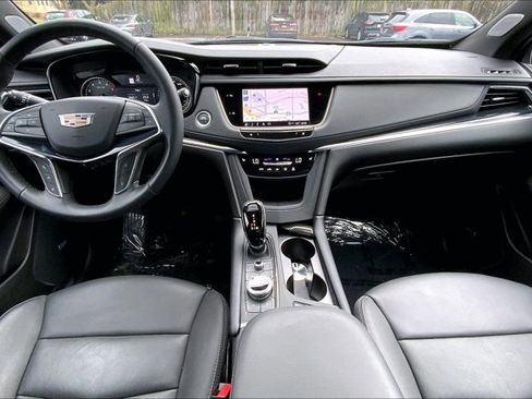 Used 2024 Cadillac XT5 Premium Luxury image 15