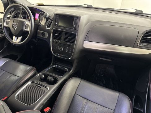 Used 2019 Dodge Grand Caravan GT image 10