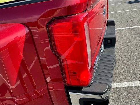 Used 2023 Ford F350 XLT AWD/4WD image 22