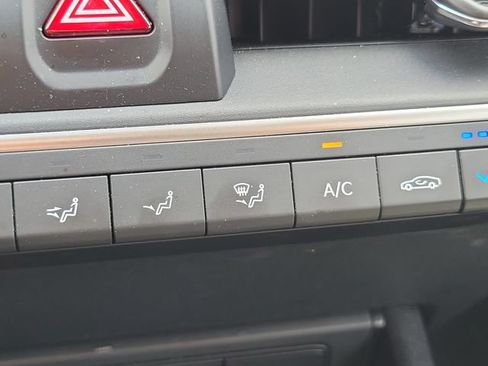 Used 2025 Kia K4 FWD image 31