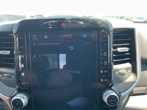 Used 2025 RAM 1500 Big Horn AWD/4WD image 16