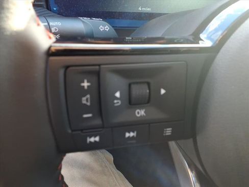 New 2026 Nissan Kicks SR image 21