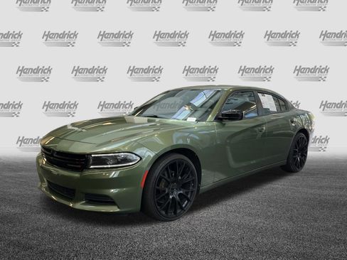Used 2023 Dodge Charger SXT RWD image 6