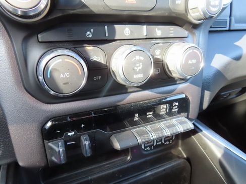 Used 2020 RAM 1500 Big Horn image 27