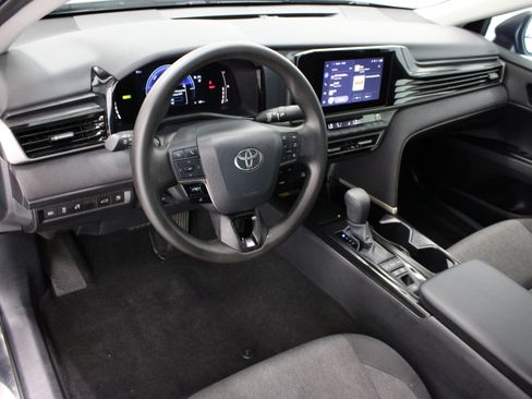 Used 2026 Toyota Camry LE w/ Convenience Package FWD image 13