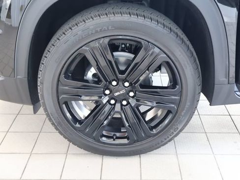 New 2026 GMC Acadia Elevation w/ Black Edition FWD image 11