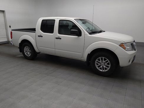 Used 2020 Nissan Frontier SV w/ SV Utility Package RWD image 11