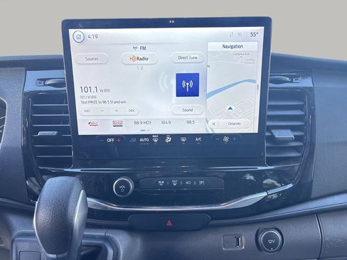 Used 2023 Ford Transit 350 XLT image 20