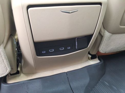 Certified 2021 Cadillac Escalade Premium Luxury AWD/4WD image 20
