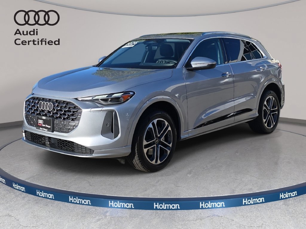 Certified 2026 Audi Q5 Premium AWD/4WD image 1
