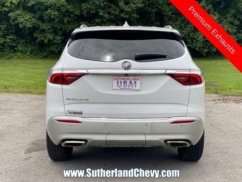 Used 2024 Buick Enclave Essence FWD image 6