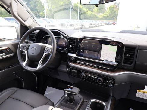 New 2026 Chevrolet Silverado 1500 LT Trail Boss w/ LT Trail Boss Premium Package AWD/4WD image 31
