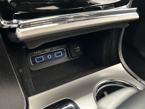 Used 2020 Jeep Grand Cherokee Overland image 21