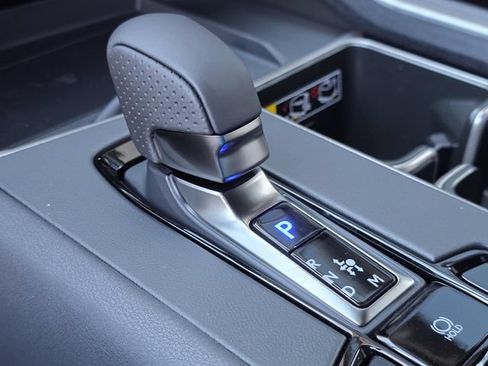 New 2026 Lexus TX 500h AWD image 27