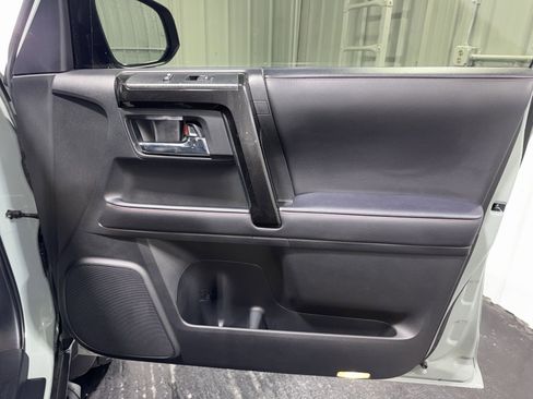 Used 2022 Toyota 4Runner TRD Off-Road Premium w/ TRD Black Wheel Package (TMS) image 12