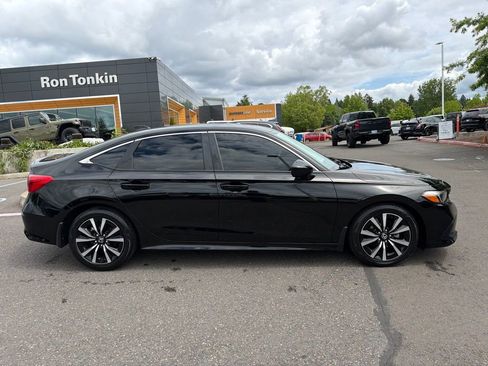Used 2022 Honda Civic EX image 8