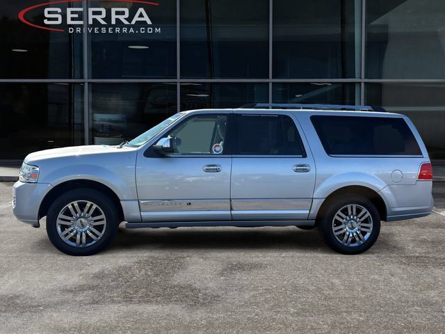 Used 2013 Lincoln Navigator L 2WD w/ HD Trailer Tow Pkg image 2