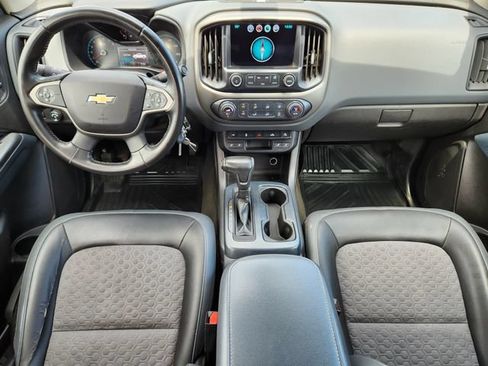 Used 2017 Chevrolet Colorado Z71 AWD/4WD image 19