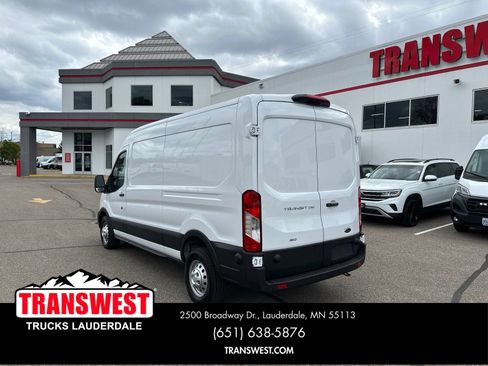 Used 2024 Ford Transit 250 148 Medium Roof Extended AWD image 3