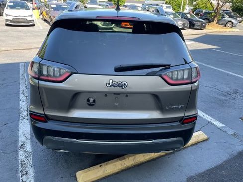 Used 2021 Jeep Cherokee Limited FWD image 5