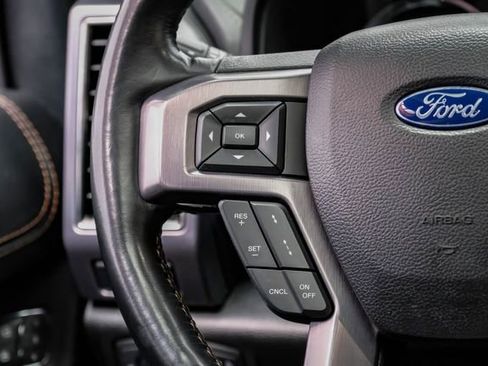 Used 2020 Ford Expedition Platinum image 33