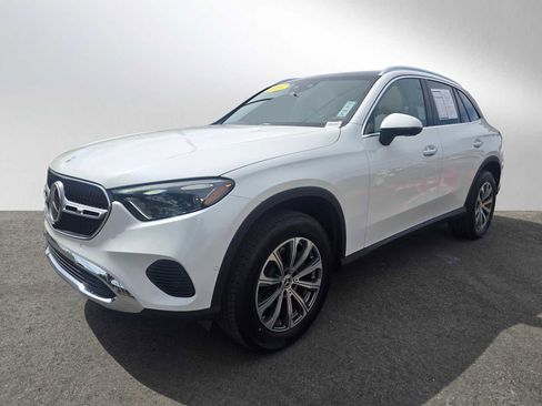 Used 2026 Mercedes-Benz GLC 300 4MATIC image 7