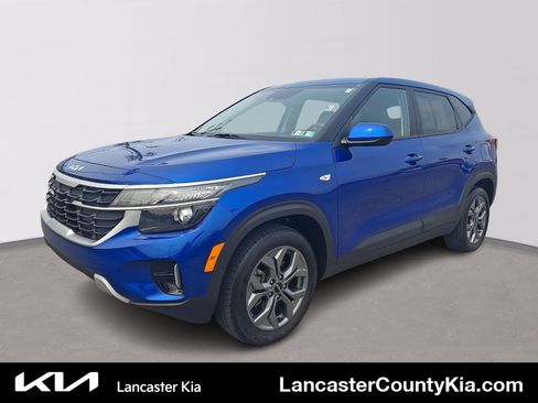 Used 2024 Kia Seltos LX AWD/4WD image 1