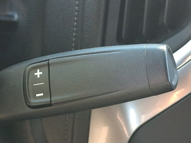 Used 2022 Chevrolet Silverado 2500 LT AWD/4WD image 11