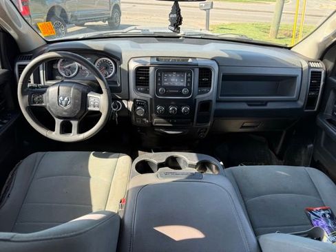 Used 2018 RAM 1500 Express AWD/4WD image 15