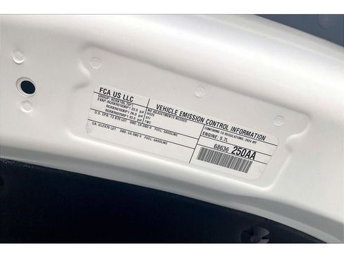 Used 2024 RAM 1500 Limited image 33