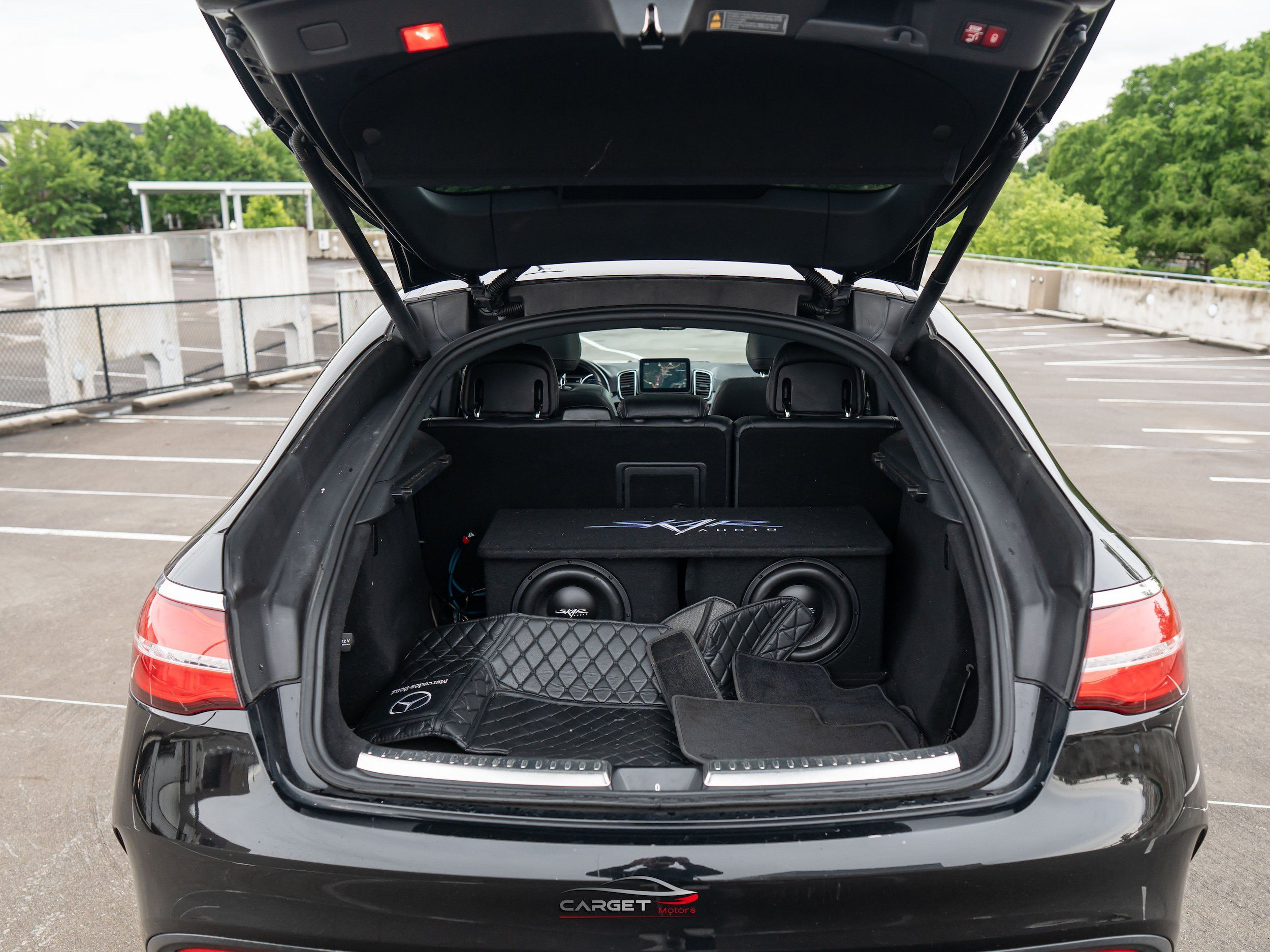 Used 2017 Mercedes-Benz GLE 43 AMG 4MATIC Coupe w/ Premium 3 Package image 46