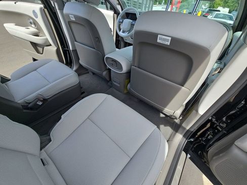 New 2026 Hyundai Palisade Limited FWD image 12