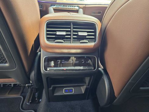 Used 2026 Mercedes-Benz GLS 450 4MATIC image 22