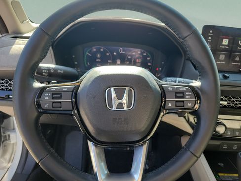 Used 2024 Honda Accord Touring image 16