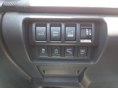 Used 2024 Subaru Forester Touring AWD/4WD image 10