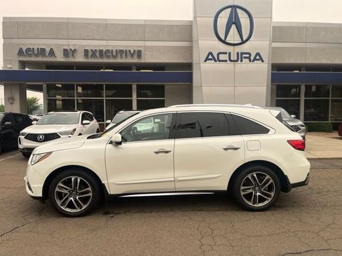 Used 2017 Acura MDX SH-AWD w/ Advance Package image 1