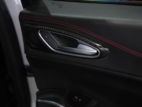 Used 2020 Alfa Romeo Giulia Quadrifoglio w/ Nero Edizione image 30