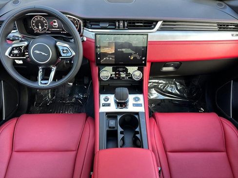 Used 2025 Jaguar F-PACE R-Dynamic S AWD/4WD image 26