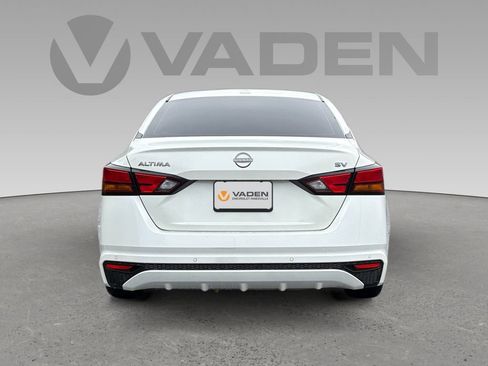Used 2023 Nissan Altima 2.5 SV FWD image 16