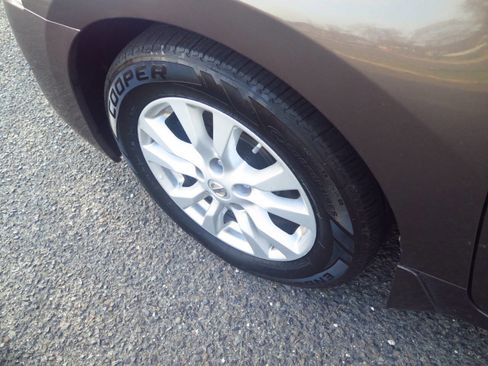 Used 2014 Nissan Altima 2.5 S w/ Sport Value Package image 33