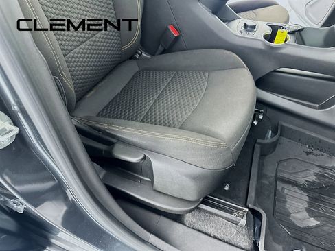 Used 2021 GMC Terrain SLE w/ Driver Convenience Package image 32