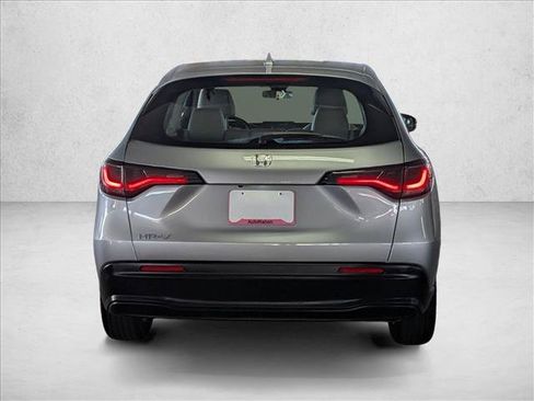 Used 2024 Honda HR-V LX image 7