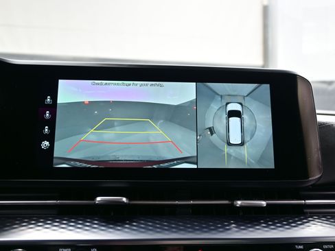 Used 2022 Kia Carnival SX Prestige image 20