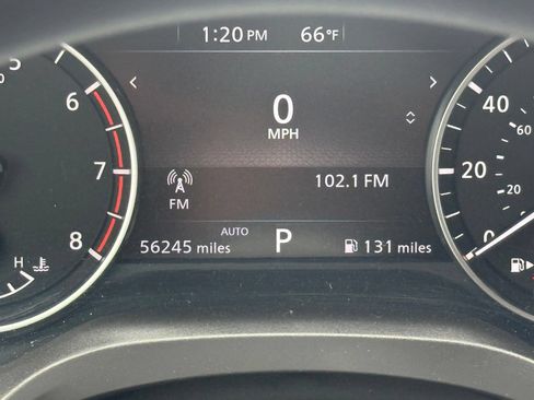 Used 2023 Nissan Rogue SV AWD/4WD image 9
