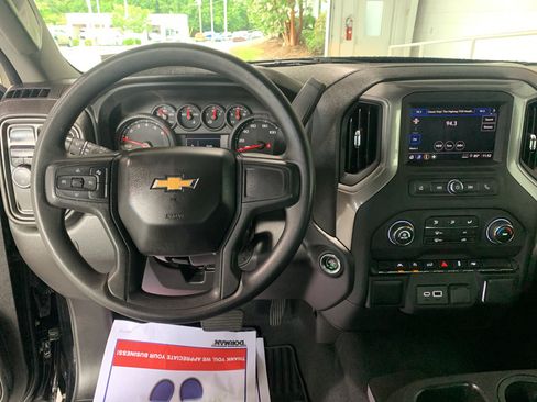 Used 2025 Chevrolet Silverado 1500 Custom RWD image 15