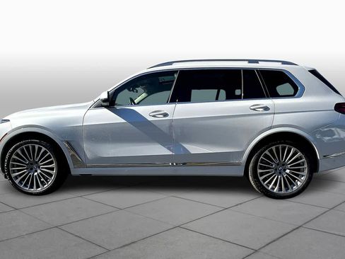 Used 2026 BMW X7 xDrive40i image 13
