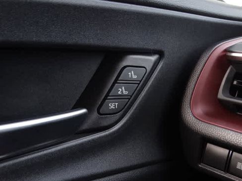 Used 2024 Toyota Prius Prime Premium w/ Advanced Technology Package image 40